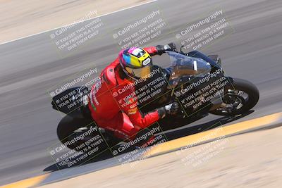 media/Oct-01-2023-SoCal Trackdays (Sun) [[4c570cc352]]/Turn 10 Inside (1250pm)/